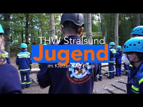 THW Jugend Stralsund im Kletterwald Prora